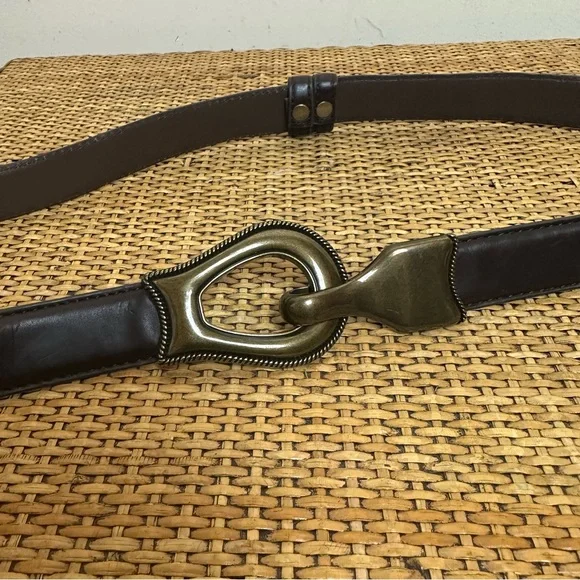 Vintage Women's M/L Genuine Leather Brown Brass Buckle Hook Equestrian Riding - Picture 3 of 6